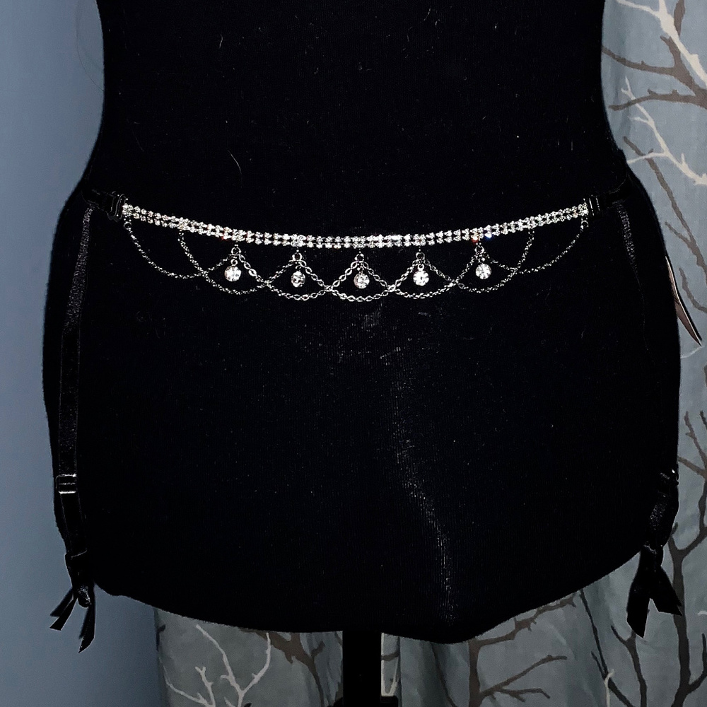 SOLD! NWT Victoria Secret ringstone garter belt OS